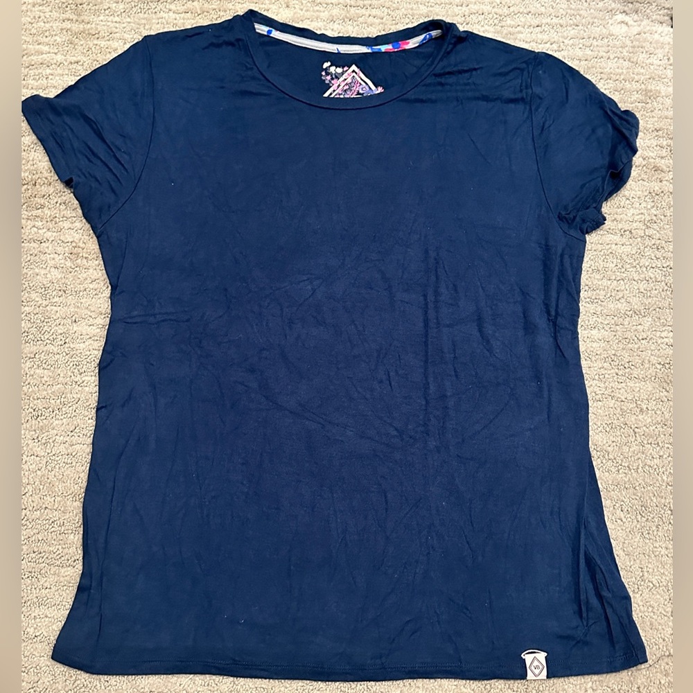 Vera Bradley Cadence Essential Tee - Size Large
